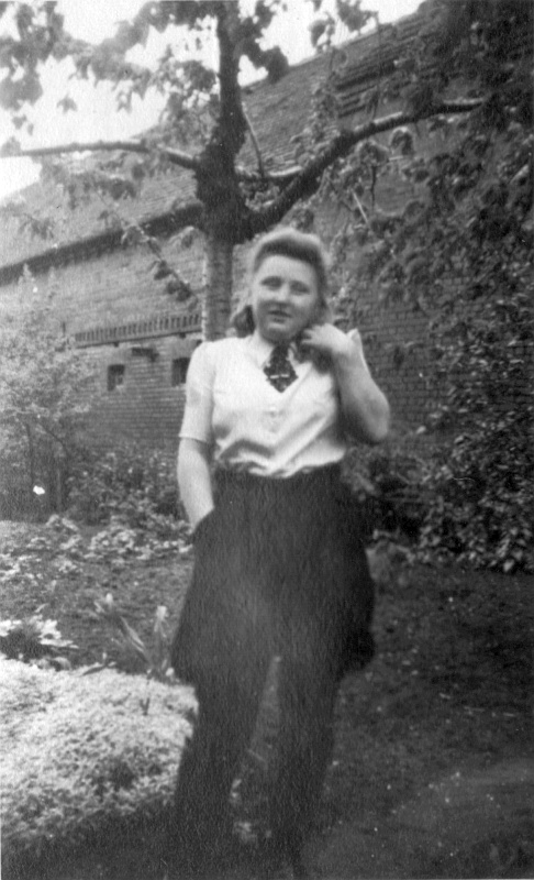 B-01-1-5.jpg