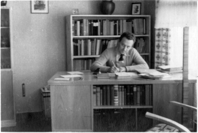 B08-1-7.jpg
